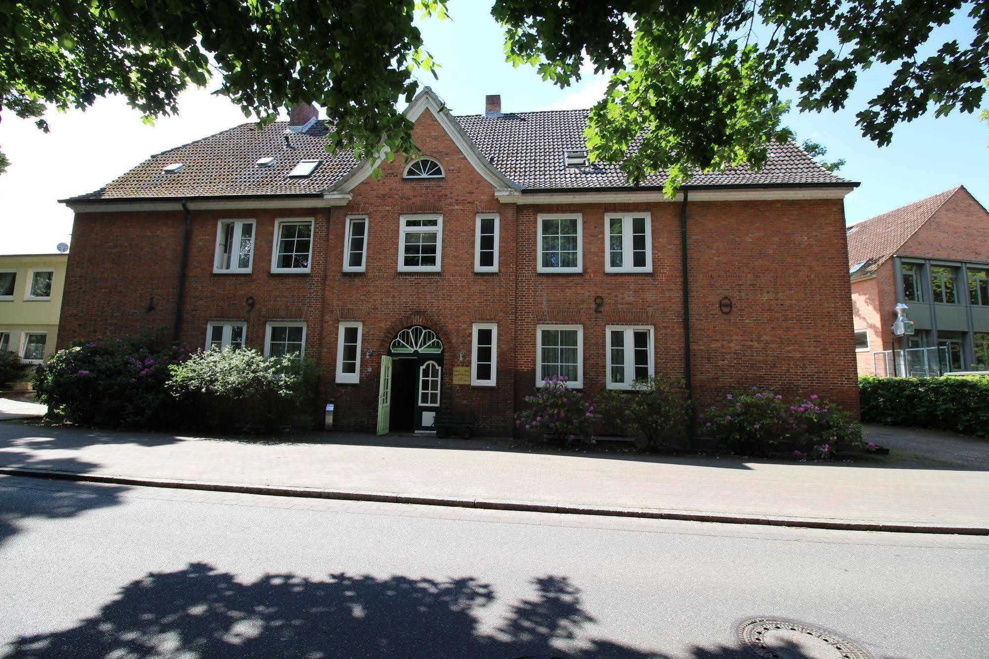 Hotel Carstens Bordesholm Exterior photo